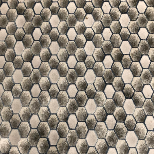 Calvin Klein Gray Honeycomb Rug (7'10" x 9'10")